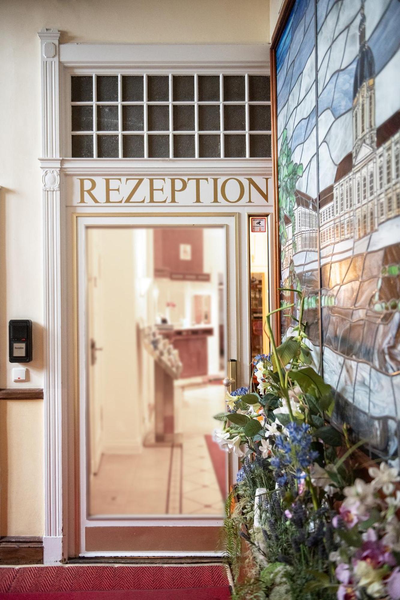 Hotel Schoeneberg — Photos 1